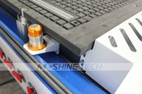 Machine de gravure et de découpe CNC pour portes en bois Jinan M-SHINE 2130 avec table à vide 12ATC pour la production de portes