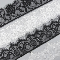 Dentelle Chantilly blanche en nylon français pour robe, garniture personnalisée en dentelle cils noire et blanche