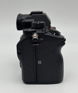 Appareil photo reflex numérique professionnel Alpha 7R III, capteur CMOS plein format, mise au point fixe, carte SD 4K, double carte, batterie rechargeable - Product Image 6
