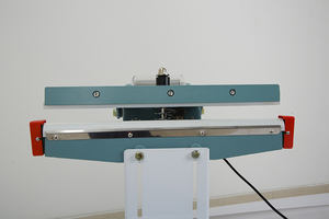 Máquina Selladora Manual/Semiautomática de Impulso con Pedal, Ancho de Sellado de 350 mm, para Bolsas de Plástico, Bolsas de Papel y Prendas con Refuerzo Grueso - Product Image 6