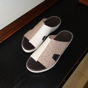 Sandales et pantoufles arabes en cuir d'autruche personnalisées, de luxe, pour hommes, à bout rond, faites à la main, confortables, respirantes, pour un usage quotidien - Product Image 1