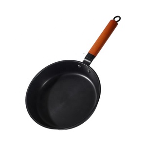 Kitchen Wares Atacado Conjunto De Panelas Antiaderentes Panela De Frigideira De Indução De Metal Pote De Sopa Pote De Leite Conjunto De Panelas De Ferro Fundido - Product Image 2