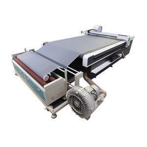 Machine de découpe de couteau de vibration de tapis de sol automobile CNC automatisée cuir industriel numérique - Product Image 5