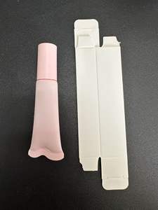 หลอดลิปกลอสซิลิโคนแบบนิ่มบีบได้ ขนาด 14 มล. พร้อมโลโก้สั่งทำ หลอดลิปบาล์มพลาสติกพร้อมหัวปั๊ม - Product Image 5