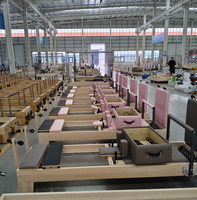 Reformer de Pilates en bois d'érable blanc de haute qualité, marque VOG, modèle VOG-PL001, portable, écologique, multifonctionnel, pour studio commercial