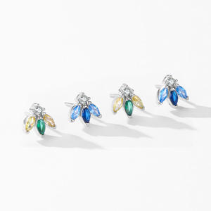 Pendientes de abeja personalizables en plata de ley S925 con zafiro azul talla marquesa y circonita azul, versión cobre, un regalo para ella - Product Image 4