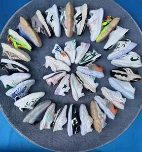 M2835 Merkkleding sneakers Tweedehands schoenen GEMAAKT IN VIETNAM Originele basketbalschoenen gemengde voorraad schoenen Voor mannen en vrouwen - Product Image 5