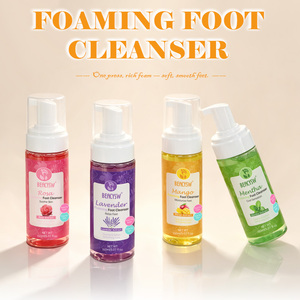 Nettoyant Moussant pour les Pieds à l'Extrait <span class=keywords><strong>de</strong></span> Plantes : Élimine la Saleté, la Sueur et les Odeurs, Rafraîchit les Pieds Fatigués |   <span class=keywords><strong>Prix</strong></span> <span class=keywords><strong>de</strong></span> gros - Product Image 1