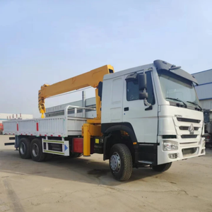 שלדת סינוטרק HOWO 6X4 עם מגוון תרופות, מנוף מפרקי עם זרוע טלסקופית הידראולית מתקפלת ומכשיר הידוק - Product Image 2