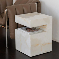 Table d'appoint moderne en onyx Dream Home, plateau carré, base en C, meuble élégant pour salon