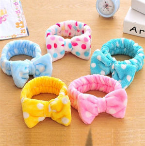 En gros Mignon Visage Lavage Filles À Pois En Peluche Élastique Bandeau Pas Cher Doux Grand Arc Dot <span class=keywords><strong>Spa</strong></span> Bandeau - Product Image 2