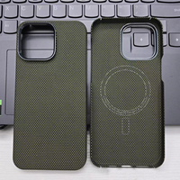 Étui de téléphone magnétique texturé en Fiber de carbone à la mode pour iPhone 14 15 16 Pro Max couverture arrière antichoc ultra-mince en PC dur givré