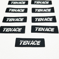Accessoires vestimentaires de haute qualité bon marché personnalisés Robe Chapeau Étiquette d'entretien tissée Logo principal