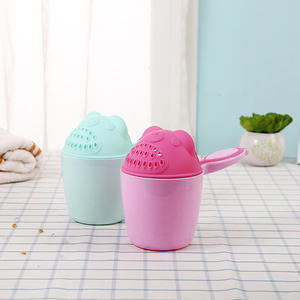 Mignons bonnets de bain pour bébé à motifs de dessins animés, gobelet à shampoing pour tout-petits, louche de bain pour enfants, cuillères de douche pour bébé, gobelet pour laver les cheveux des enfants, accessoires de bain pour enfants - Product Image 1