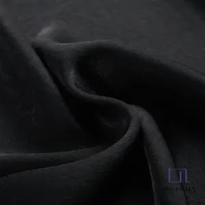 100% Polyester microfibre peau de pêche sentiment mousseline de soie doux drapé brillant satin mousseline de soie tissu pour robe