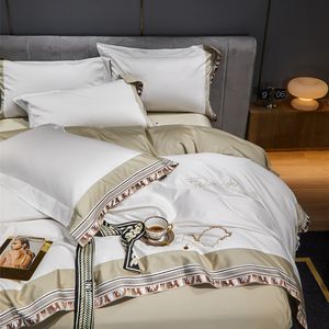 Sábana blanca <span class=keywords><strong>de</strong></span> diseño <span class=keywords><strong>de</strong></span> bordado <span class=keywords><strong>de</strong></span> lujo ligero <span class=keywords><strong>de</strong></span> estilo nórdico, juegos <span class=keywords><strong>de</strong></span> <span class=keywords><strong>cama</strong></span> <span class=keywords><strong>de</strong></span> algodón 100% - Product Image 3