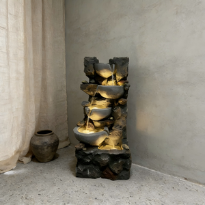 <span class=keywords><strong>Fontaine</strong></span> d'eau en cascade à quatre niveaux en résine <span class=keywords><strong>imitation</strong></span> <span class=keywords><strong>pierre</strong></span> avec lumières LED pour la décoration intérieure et extérieure du jardin et du patio - Product Image 3