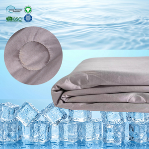 Couette d'été légère et lavable, gris argenté, rafraîchissante, pour hôtels de luxe – Fournisseur en gros de literie pour clients - Product Image 1