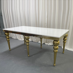 <span class=keywords><strong>Tavolo</strong></span> da Pranzo Rettangolare di Lusso <span class=keywords><strong>per</strong></span> Matrimoni con <span class=keywords><strong>Gambe</strong></span> in Acciaio Inox Dorato e Piano in <span class=keywords><strong>Vetro</strong></span> Temperato Nero <span class=keywords><strong>per</strong></span> Decorazioni di Ricevimenti Nuziali - Product Image 2