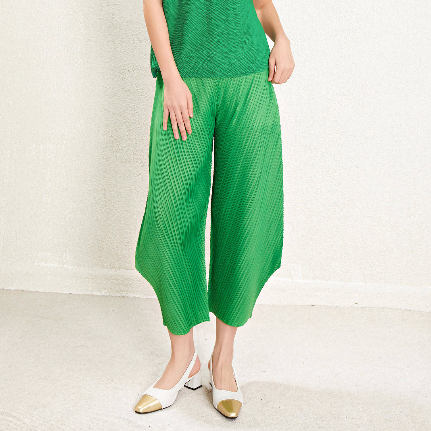 สีเขียว