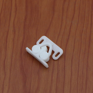 RC6901 Rodillo de plástico Bump Ball Snap Pestillo de puerta magnético Gabinete Pestillo de puerta de succión/Cierrapuertas de gabinete - Product Image 4