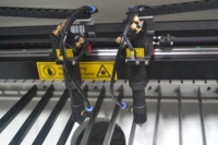 Machine à découper et à graver au laser CO2 13090, machine à découper au laser CO2 USB pour le bois, le plastique et le verre