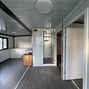 Maison conteneur préfabriquée portable à panneaux sandwich en acier de haute qualité à prix bas 20ft/30ft/40ft certifiée CE pour salon moderne - Product Image 5
