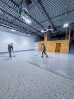 Peinture époxy auto-nivelante pour sols avec sable coloré, imperméable, antidérapante, revêtement de sol en sable de quartz époxy pour sols en béton
