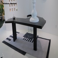 Ensemble de bureau d'étude contemporain en bois massif noir, table de forme unique pour la maison, le mobilier et le salon de villa