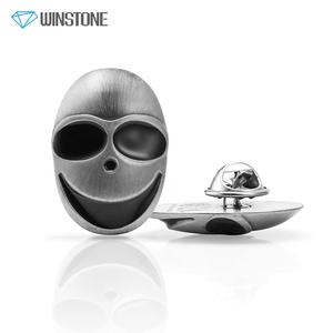 Épinglettes de <span class=keywords><strong>clown</strong></span> émaillées en alliage 3D personnalisées avec finition en étain antique - Product Image 1