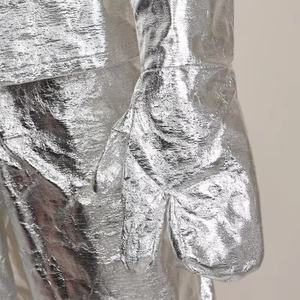 Combinaison ignifuge en aramide et feuille d'aluminium, style cinq doigts, isolation thermique, anti-brûlure, protection haute température pour pompiers - Product Image 4