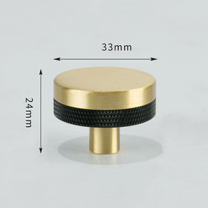 Nuovo Design Maniglia Zigrinata in Ottone Massiccio per Mobili, Pomello Nero e Oro per Ante di Armadi e Cucine - Product Image 5