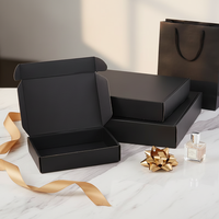 Boîte en carton ondulé noir à trois couches, type avion, en papier kraft carré, impression couleur personnalisée, pliable, pour expédition de chaussettes en éponge