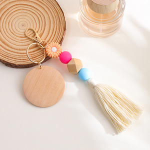 Porte-clés en perles de silicone de qualité alimentaire, accessoire de <span class=keywords><strong>sac</strong></span> <span class=keywords><strong>à</strong></span> pompon en bois naturel, porte-clés personnalisé pour <span class=keywords><strong>sac</strong></span> <span class=keywords><strong>à</strong></span> main et <span class=keywords><strong>sac</strong></span> <span class=keywords><strong>à</strong></span> dos - Product Image 4