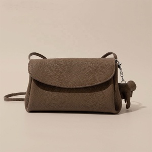 Sac de luxe personnalisé de marque de créateur, sacs à bandoulière en cuir véritable pour femmes, sacs à main de mode à logo célèbre - Product Image 2