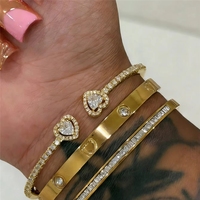 Juego de Brazaletes de Acero Inoxidable con Certificado CE RHOS, Chapado en Oro de 18K, con Corazón de Diamantes de Imitación, Diseño de Lujo para Mujer, Regalo para el Día de la Madre