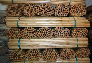 Enjeux carrés en <span class=keywords><strong>bois</strong></span> naturel 1.5m de haut ferme en <span class=keywords><strong>bois</strong></span> dur clôturant des poteaux <span class=keywords><strong>pour</strong></span> la barrière de sport - Product Image 3