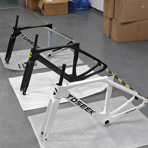 Cuadro de <span class=keywords><strong>Bicicleta</strong></span> de Carretera de Fibra de Carbono TOSEEK, Cuadro de <span class=keywords><strong>Bicicleta</strong></span> con Eje Pasante BBT47, Cuadro de Carbono para <span class=keywords><strong>Bicicleta</strong></span> de Carretera, Cuadro Ligero para <span class=keywords><strong>Bicicleta</strong></span> de Carreras OEM - Product Image 3