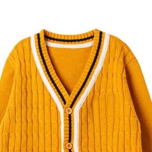 <span class=keywords><strong>Cardigan</strong></span> Varsity Personalizzato con Logo, Scollo a V, Bordi a Righe, <span class=keywords><strong>Lana</strong></span> Acrilica 7GG, Stile Preppy per Donne - Product Image 2