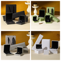 Boîte à bijoux en papier avec logo personnalisé, boîte à collier, boîte à bagues, boîte à boucles d'oreilles, boîte à bracelets, emballage de bijoux, boîte à bijoux en carton de luxe avec couvercle