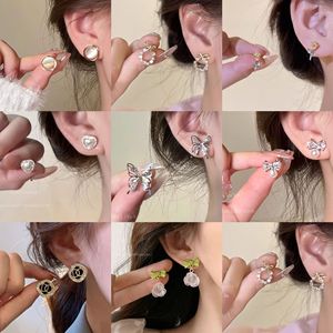 925 pin ins pendientes <span class=keywords><strong>de</strong></span> <span class=keywords><strong>perlas</strong></span> pendientes versátiles para mujer pendientes <span class=keywords><strong>de</strong></span> temperamento puesto callejero mercado nocturno explosión al por mayor - Product Image 2