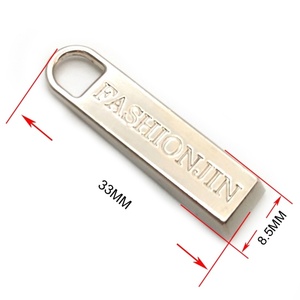 Tirette de fermeture éclair en métal gravée en 3D avec logo personnalisé, curseur à verrouillage automatique avec placage sans nickel - Product Image 3