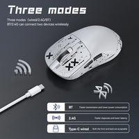 Souris de jeu légère à trois modes PAW 3311 Souris à macro personnalisée Conception antidérapante et anti-transpiration