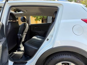 Voiture d'occasion 2015 <span class=keywords><strong>2016</strong></span> 2017 <span class=keywords><strong>Kia</strong></span> <span class=keywords><strong>Sportage</strong></span> - Grand stock - Unité unique disponible à la vente - Expédition rapide - Product Image 4