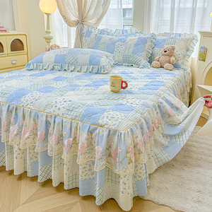 Juego de Ropa de Cama Acolchada con Diseño Floral Morado, 4 Piezas, Cubrecama con Volantes de Encaje y Fundas de Almohada, Tamaño King y Queen, Ropa de Cama de Algodón Suave - Product Image 2