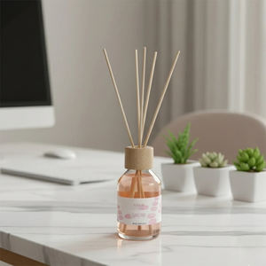 Diffuseur de parfum sans flamme en verre avec bâtonnets en rotin, personnalisable, écologique, sans alcool, longue durée, vente en gros - Product Image 6