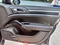 Kit d'accoudoirs centraux et de panneaux de porte en fibre de carbone pour Porsche Cayenne 2011-2017 958 92A – Amélioration intérieure