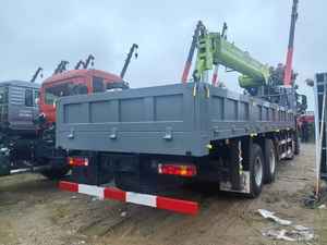 Grúa Telescópica Montada en Camión Zoomlion de 16 Toneladas con Bomba de Caja de Cambios 8x4, Grúa Robusta para Elevación en Obras de Construcción - Product Image 5
