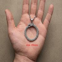 Collier Pendentif Dragon Ouroboros Viking - Bijou Amulette Vintage Nordique Serpent Mangeur de Sa Queue pour Hommes