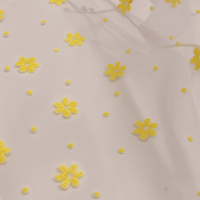 Haute qualité léger jaune Floral Dot Tulle tissu respirant tricoté flocage broderie pour la maison Textile vêtements de mode